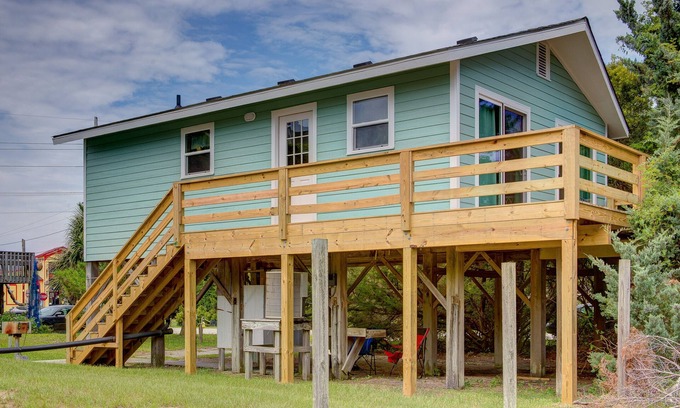 Avon House | Oceanside home near the water w/private washer/dryer, central A/C, sundeck