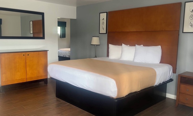 South Oceanside Hotel | Oceanside Inn & Suites