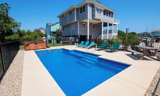 Monteray Shores House | Oceanside, Private Pool, Hot Tub, Close to Beach, WW874, Whalecome Aboard