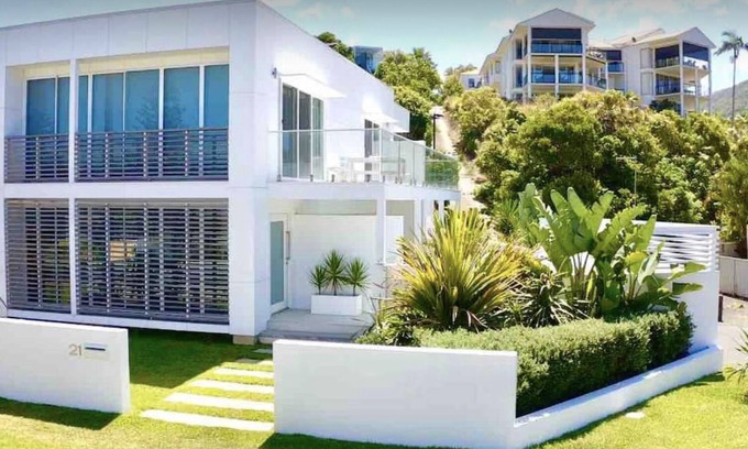 Sapphire Beach House | Oceanstay Sapphire Slice