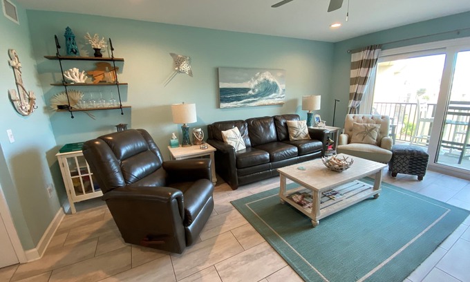 Crescent Beach Condo | Oceanview 2 bedroom Townhouse - Summerhouse 130