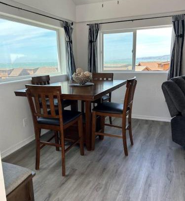 Smith River House | Oceanview Cabin 20, Private Jacuzzi &large Deck