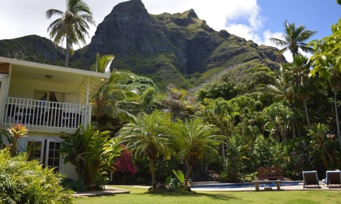 Ka'a'awa House | Oceanview Ko'olau Plantation Estate - Paradise!