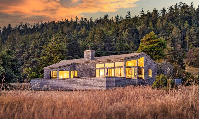 Sea Ranch House | Oceanview Modern Home – Hot Tub, Large Deck & EV Charger