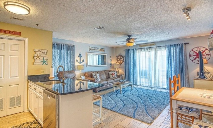 Surfside Beach Condo | Oceanview Paradise: Relaxing 2-Bedroom Condo in Surfside Beach