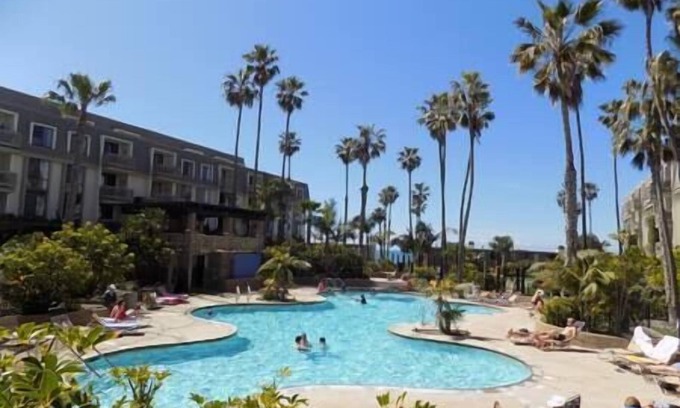 Oceanside Condo | Oceanview Resort with direct Beach Access & Pool!