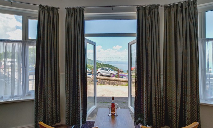 Babbacombe Apartment | Oddicombe Hall Flat 2