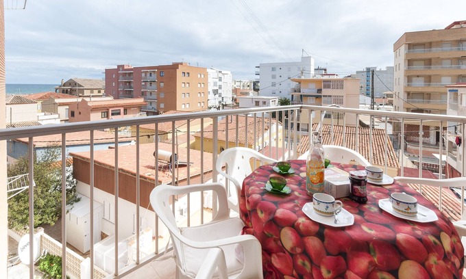 Platja de Piles House | ODISEA - Apartment with sea views in Playa de Piles.