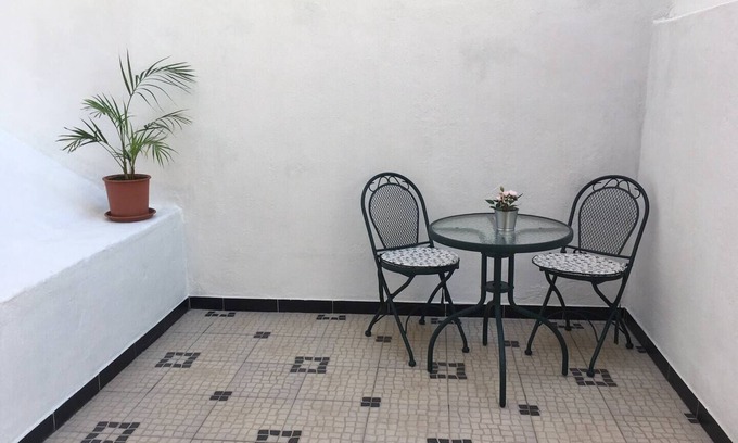Odivelas Apartment | Odivelas Cozy Terrace