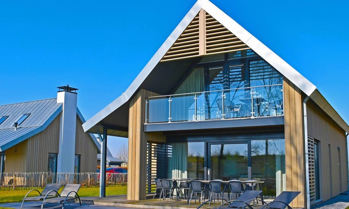Tholen House | Oesterdam Resort by Interhome