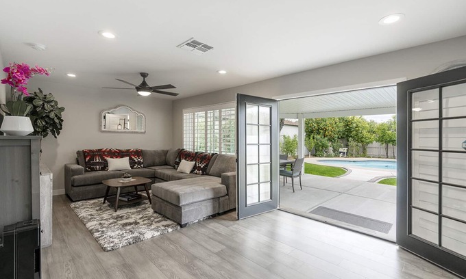 Encanto House | ❤️of PHX Heated Pool Chef's Kitchen Fast WiFi