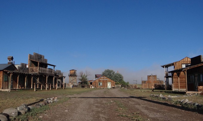 Capulin Cabin | Off Grid cabin at a Working Horse Ranch
