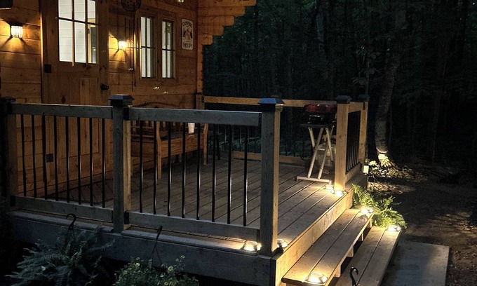 Killaloe Cabin | Off-grid Eco Retreat |:| Shower + Sauna Under Sky on 200 acres