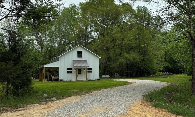 Water Valley Cottage | Off the beaten path