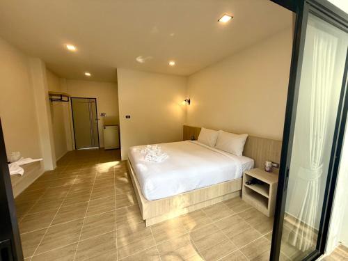 Khlong Sok Hotel | Oh my cup khao sok resort
