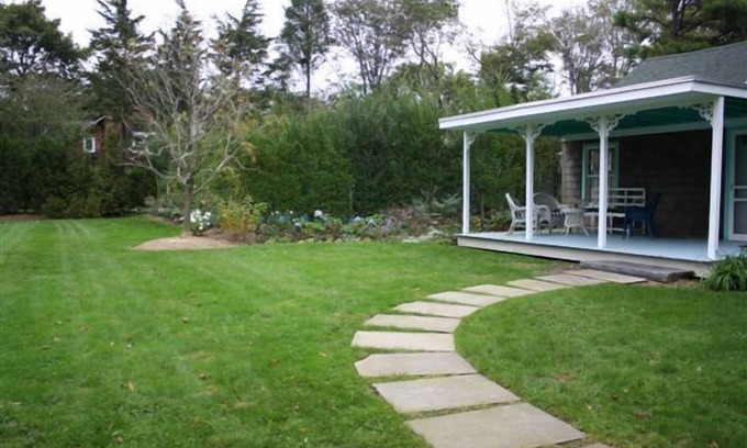 East Hampton North House | Oh So Charming! 2 Bedroom Cottage in East Hampton Village.