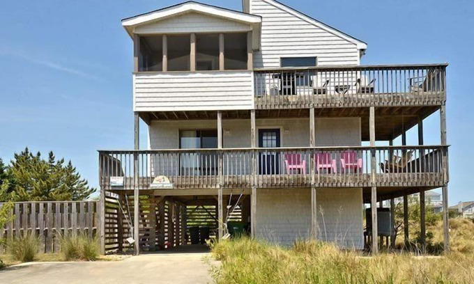 Ocean Hill House | OH1213- Just 300 Feet to Beach, 4 BRs, Ocean/Lighthouse Views, Dog Friendly!