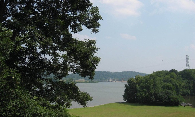 Reedsville House | Ohio River Guest House