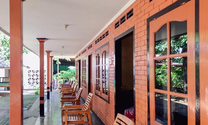 Mataram House | Oka Homestay Mitra RedDoorz