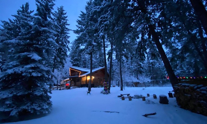 Vernon House | Okanagan Mountain Retreat