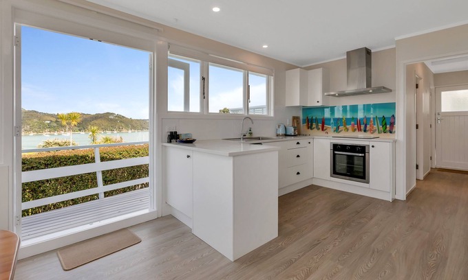 Okiato House | Okiato Views - Russell Holiday Home