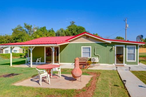 Fort Cobb House | Oklahoma Home Near Lake with Patio, Grill and Chiminea