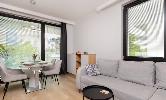 Karlikowo Apartment | Okrzei 24 | Wifi, 2 Bedrooms, Balcony, Parking, Sopot