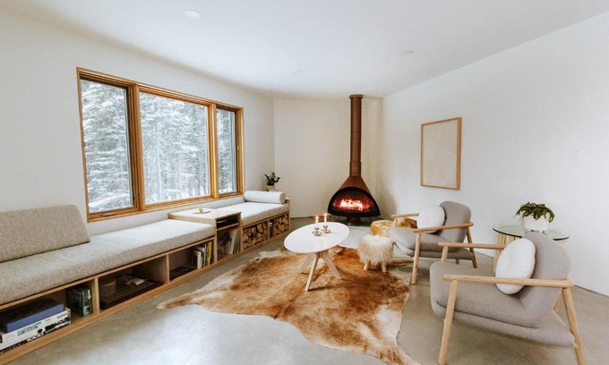 Nordegg Villa | Okt Häus