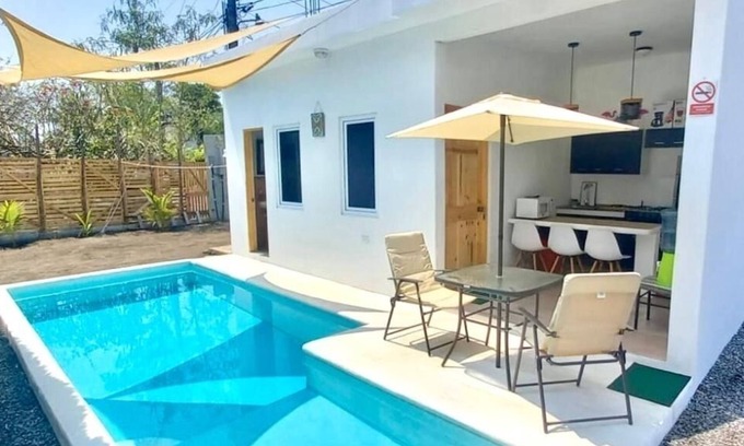 Chisec Apartment | Ola Azul Monterrico Apart-hotel, Cocina y Piscina Privada
