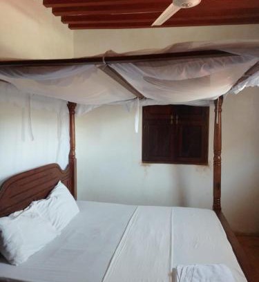 Lamu House | Ola Ola House