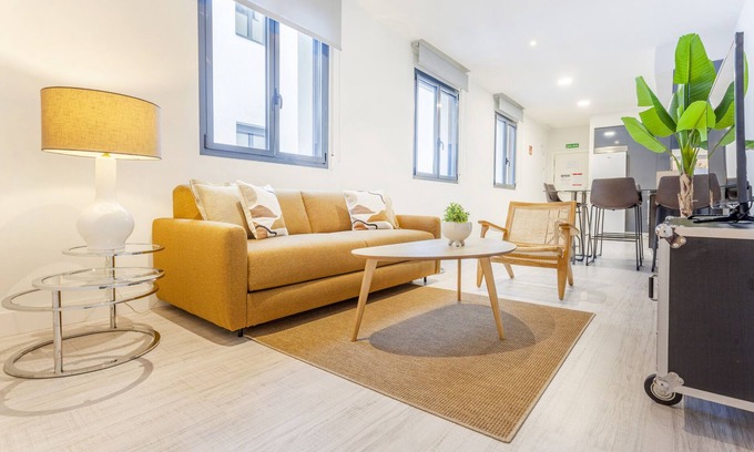 Chamberi Apartment | Olavide XI apartment in Madrid