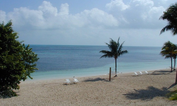 West End Condo | Old Bahama Bay Oceanfront Cottage Suite! One, Two, or Three Adjoining Suites