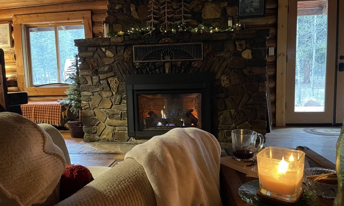 Polaris House | Old Canyon Lodge w/Hot Tub - Nearby Ski Park, Hot Springs, Pioneer Mtn, Bannack