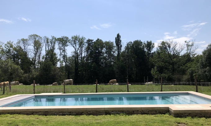 Morizecourt House | Old converted wine press, swimming pool, bucolic, ideal for 2 families