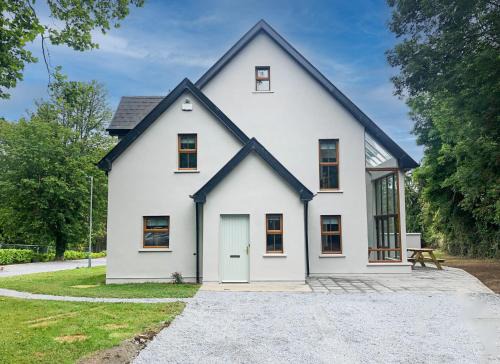 Terryglass House | Old Court Holiday Homes Terryglass 4 Bed No 12 by Trident Holiday Homes