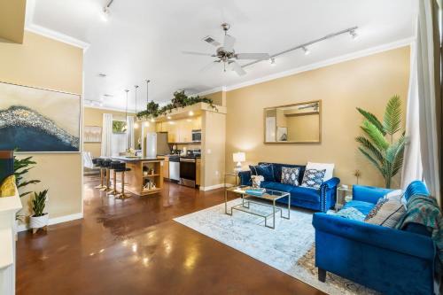 Old East Hill House | Old East Hill Townhouse