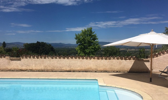 Genouilleux House | Old farmhouse completely renovated, breathtaking views of the Beaujolais