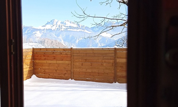 Lullin Apartment | Old farmhouse, mountain view