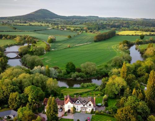 Eaton Mascott Bed & Breakfast | Old Hall Cressage