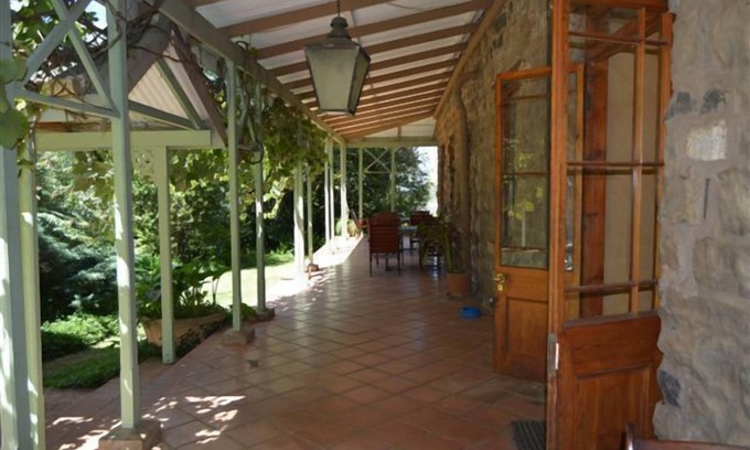 Curry's Post Hotel | Old Halliwell Country Inn