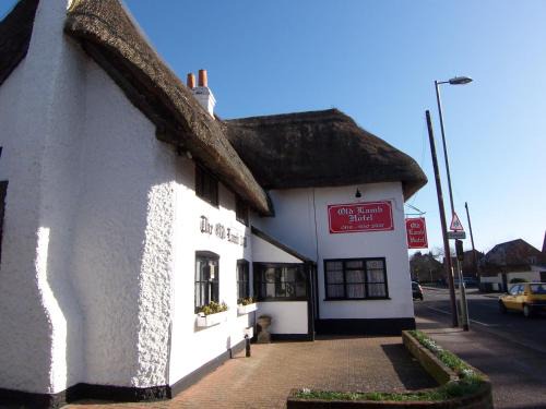 Theale Hotel | Old Lamb Hotel