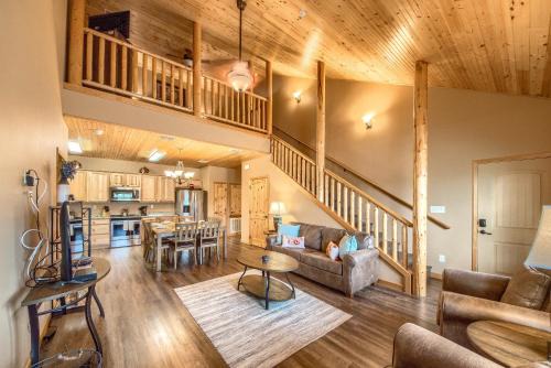 Gruene Apartment | Old Mills Resort OM A14