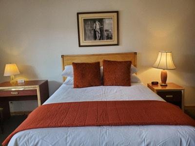 Deer Lodge Hotel | Old Montana Inn