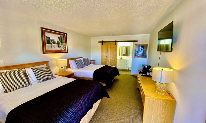 Deer Lodge Hotel | Old Montana Inn