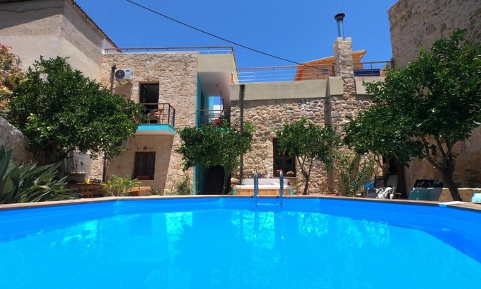 Maroulas Bed & Breakfast | Old Olive Mill Maroulas - Bed and Breakfast