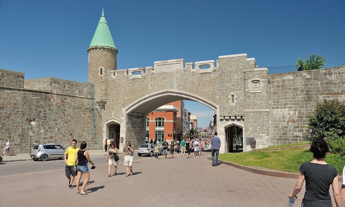Vieux-Quebec-Cap-Blanc-colline Parlementaire Apartment | OLD QUEBEC/Le Vieux Québec