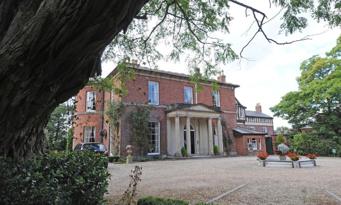 Wem Hotel | Old Rectory