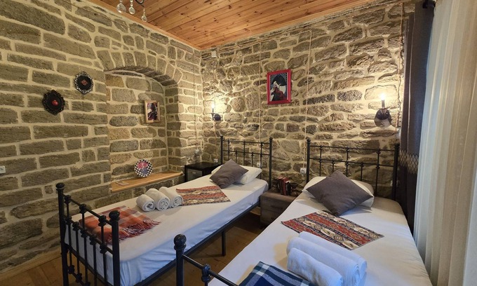 Baku Old Town Apartment | Old Rooms Hotel