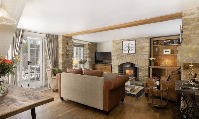 Kingham Apartment | Old Stable Cottage is a glorious, well thought out former farm building