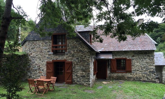 Aragnouet House | Old stone house, sleeps 10, 10 min from St Lary and Piau Engaly